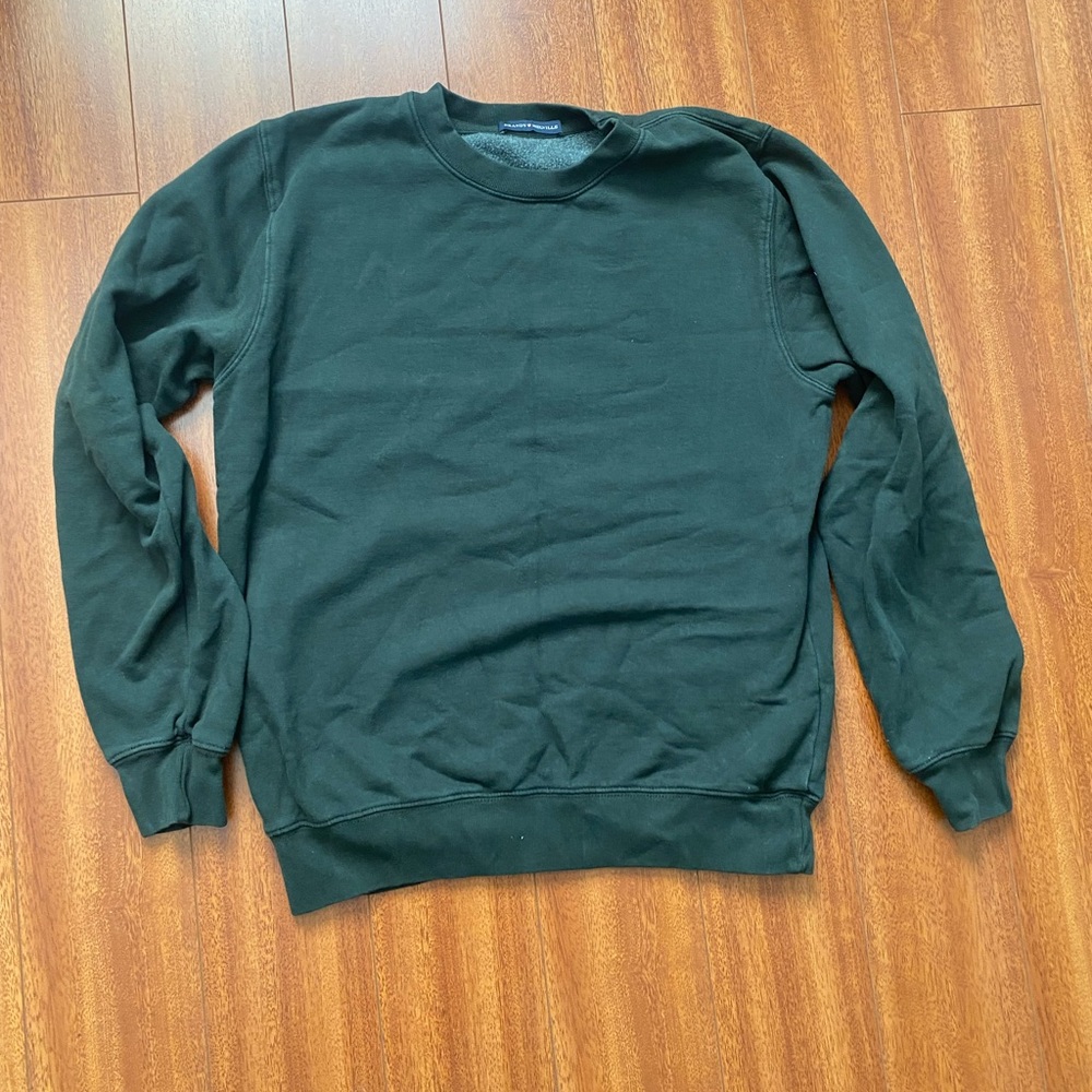 Brandy Melville forest green sweatshirt